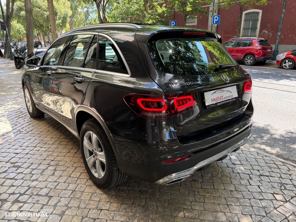 Mercedes-Benz GLC 300 de 4Matic 9G-TRONIC - 5