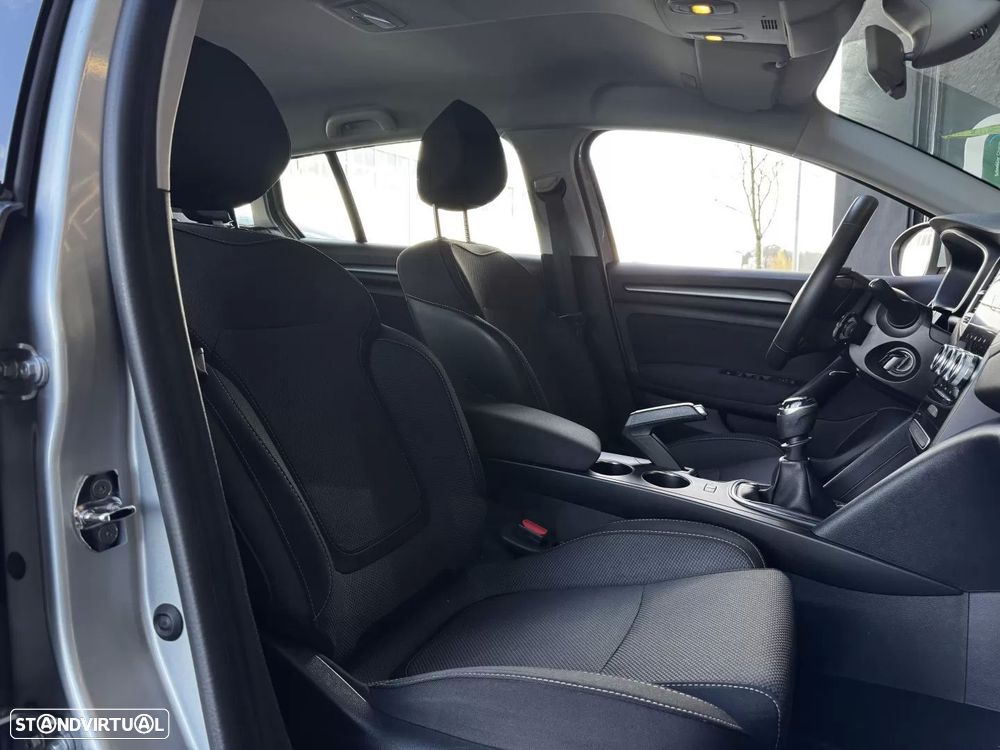 Renault Mégane Sport Tourer 1.5 Blue dCi Equilibre - 30