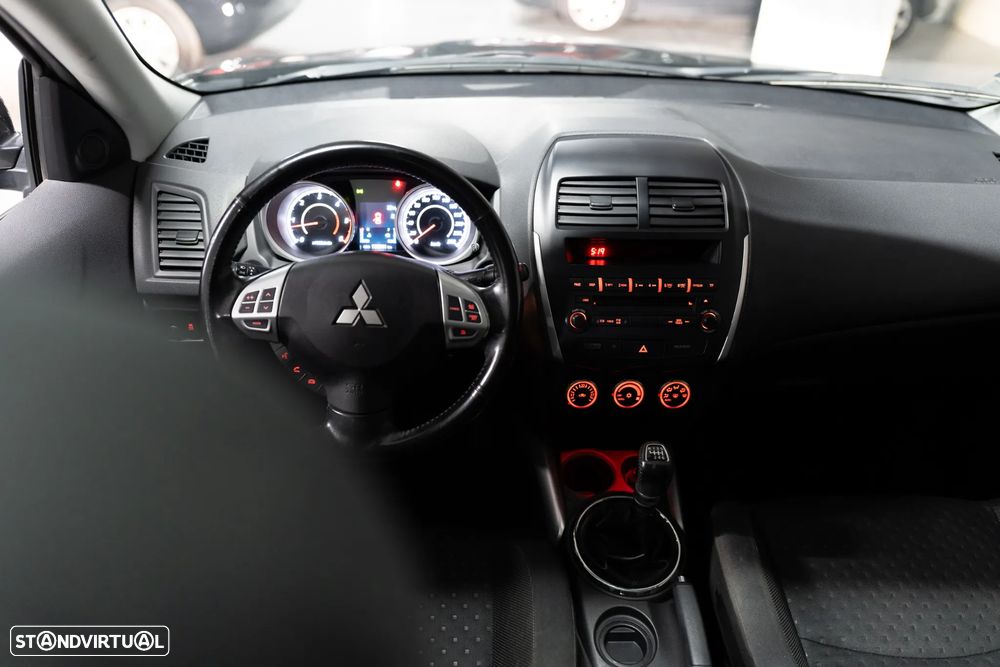Mitsubishi ASX 1.8 DI-D Instyle - 33