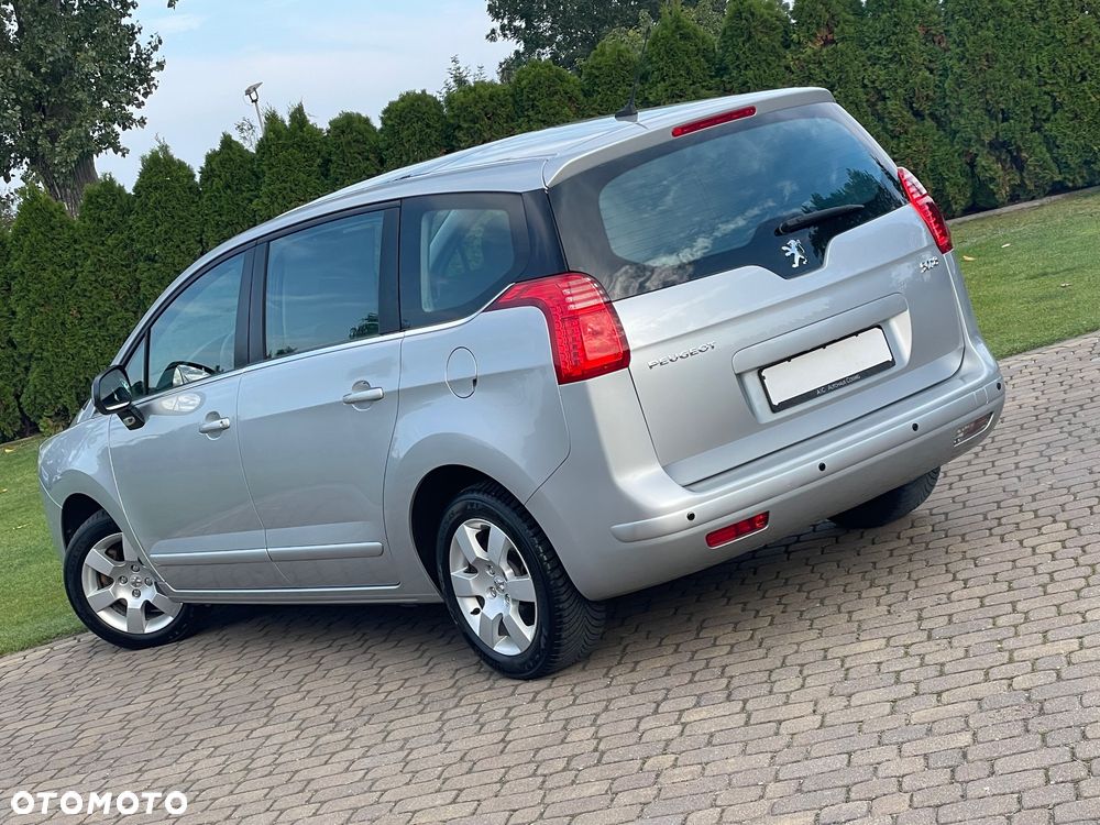 Peugeot 5008 - 4