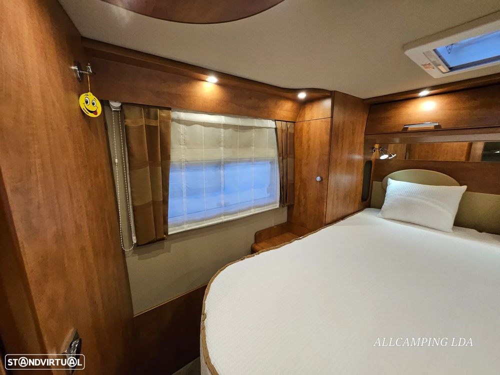 Carthago Chic C-LINE CHASSI AL-KO CAMA CENTRAL/BASCULANTE - 27