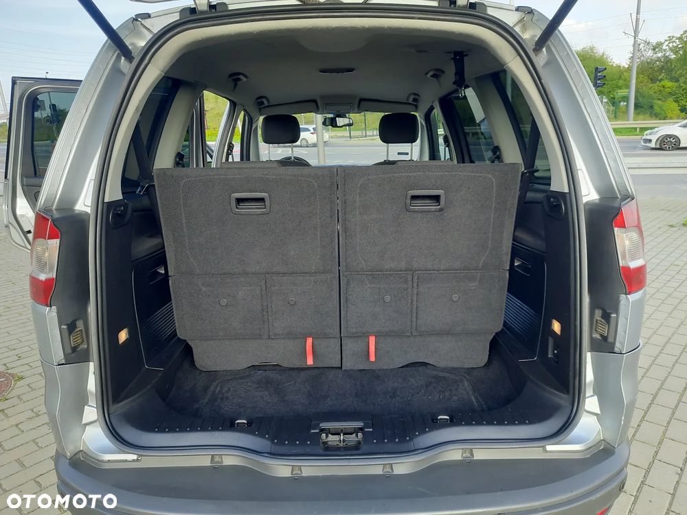 Ford Galaxy 1.8 TDCi Ghia - 19