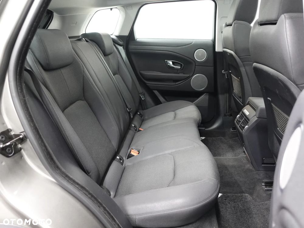 Land Rover Range Rover Evoque - 26