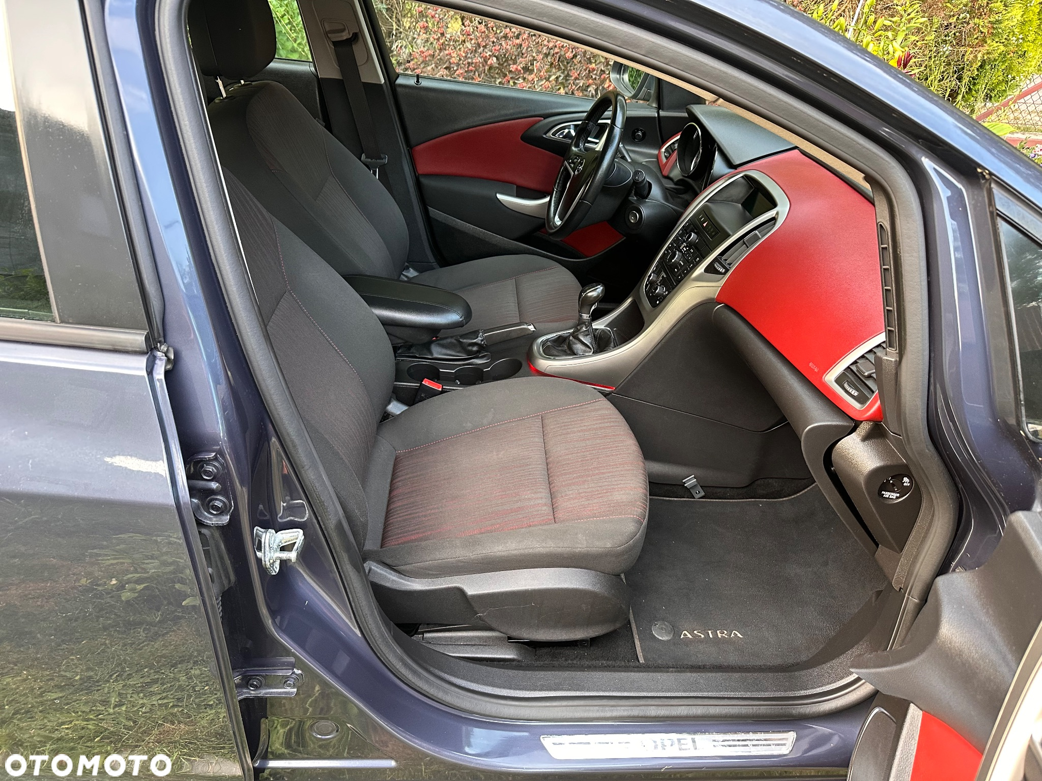 Opel Astra IV 1.4 T Essentia - 20