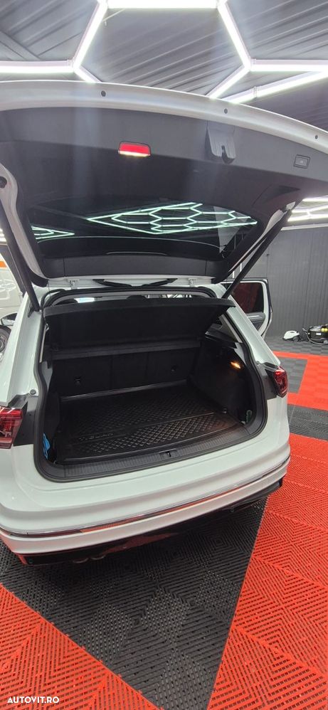 Volkswagen Tiguan 2.0 TDI SCR 4MOTION (BlueMotion Techn.) DSG Highline - 18