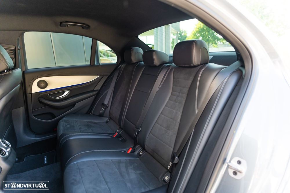 Mercedes-Benz E 220 d AMG Line - 27