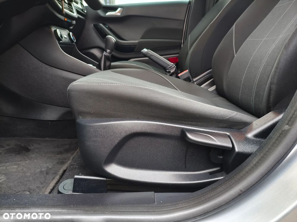 Ford Fiesta 1.1 Trend - 21