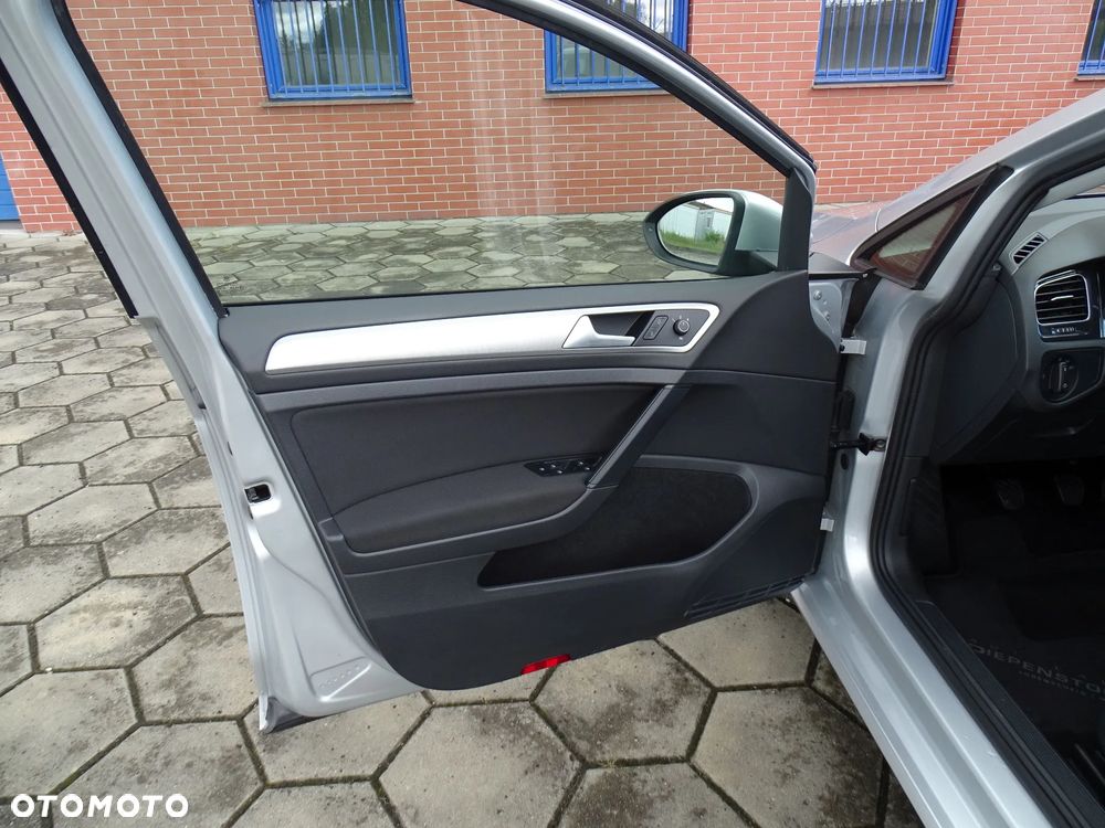Volkswagen Golf 1.0 TSI Comfortline - 18