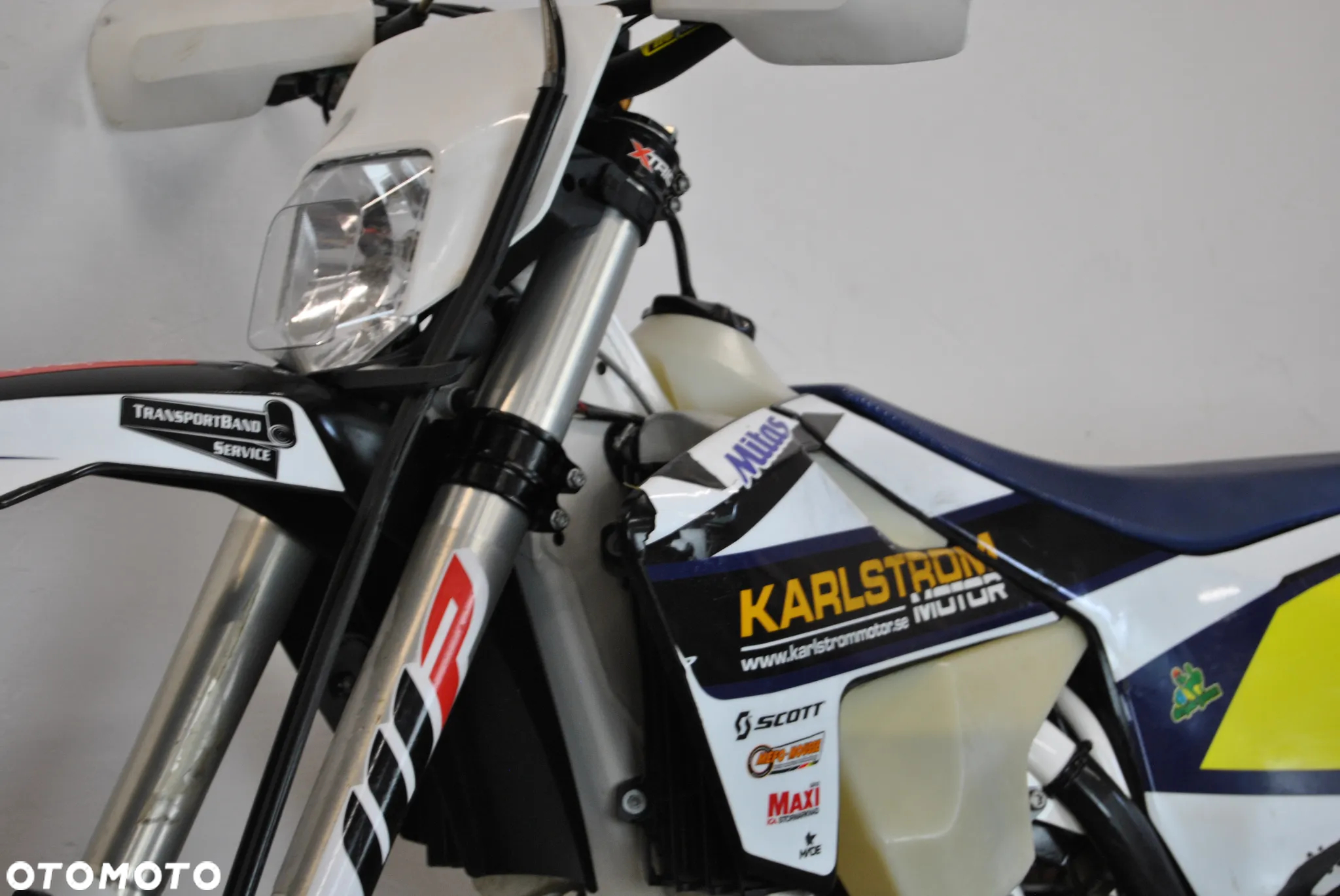 Husqvarna FE - 3