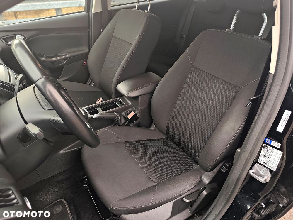 Ford Focus 1.0 EcoBoost Titanium - 16