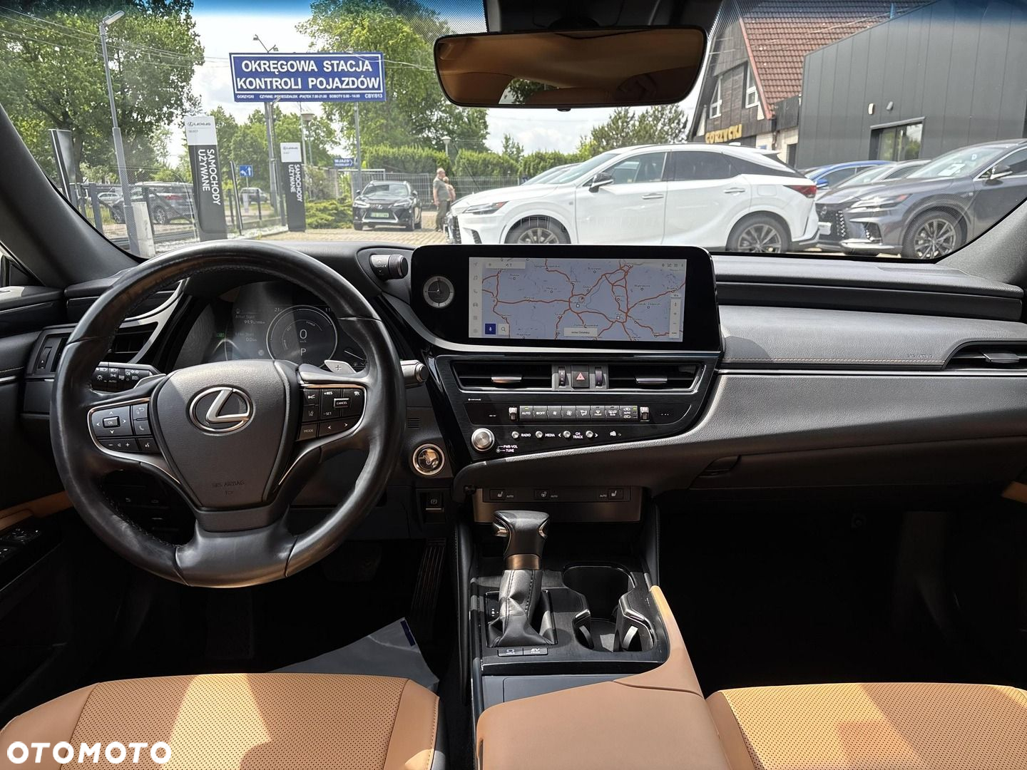 Lexus ES - 9