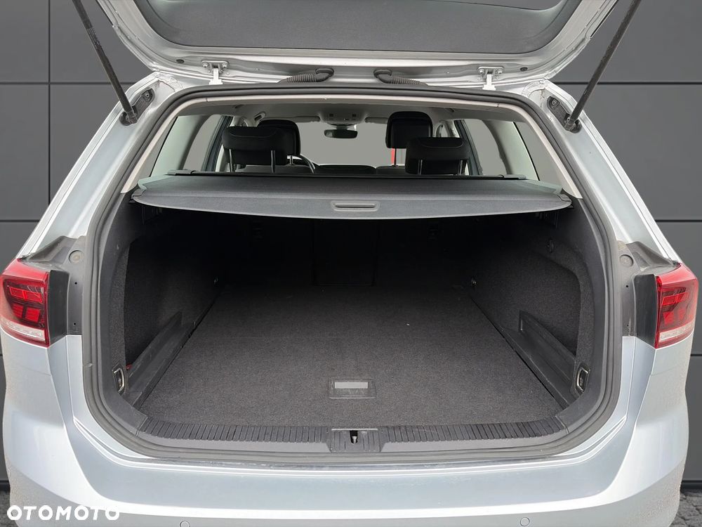 Volkswagen Passat 1.5 TSI EVO Business DSG - 22
