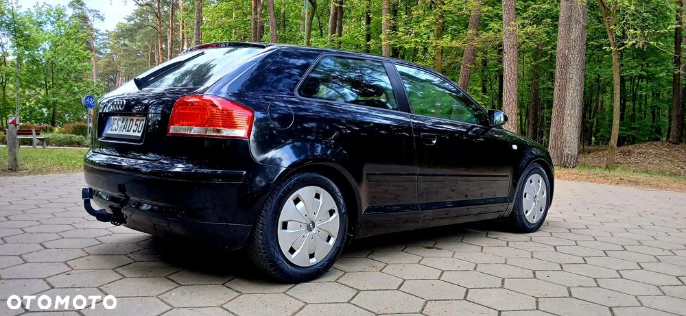 Audi A3 3-drzwiowe 1.6 Attraction - 7