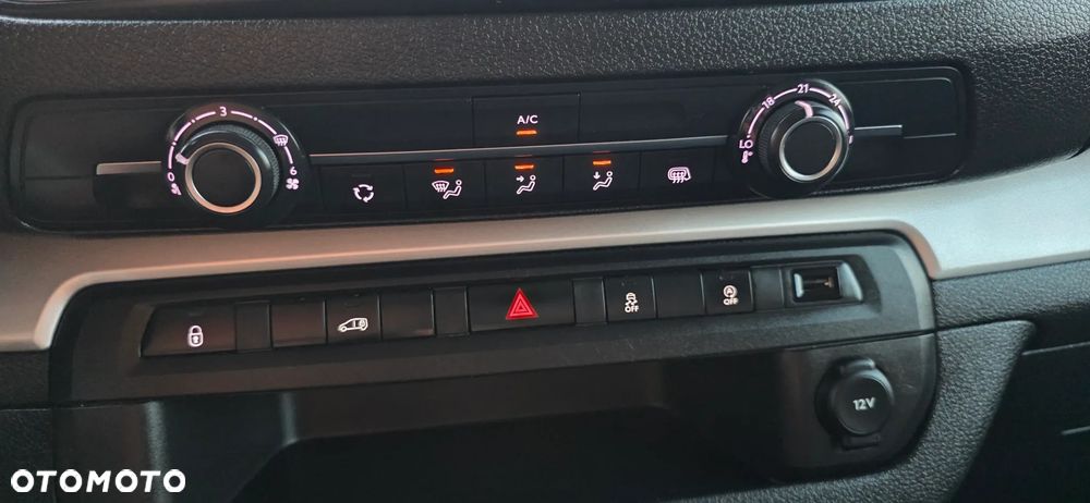 Opel Vivaro - 19