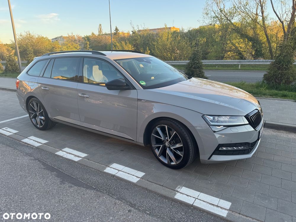 Skoda Superb 2.0 TDI SCR Sportline DSG - 6