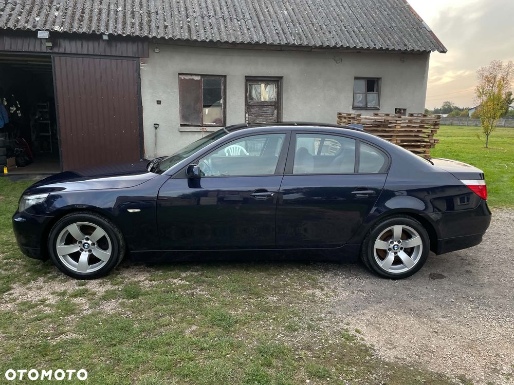 BMW Seria 5 520i - 3