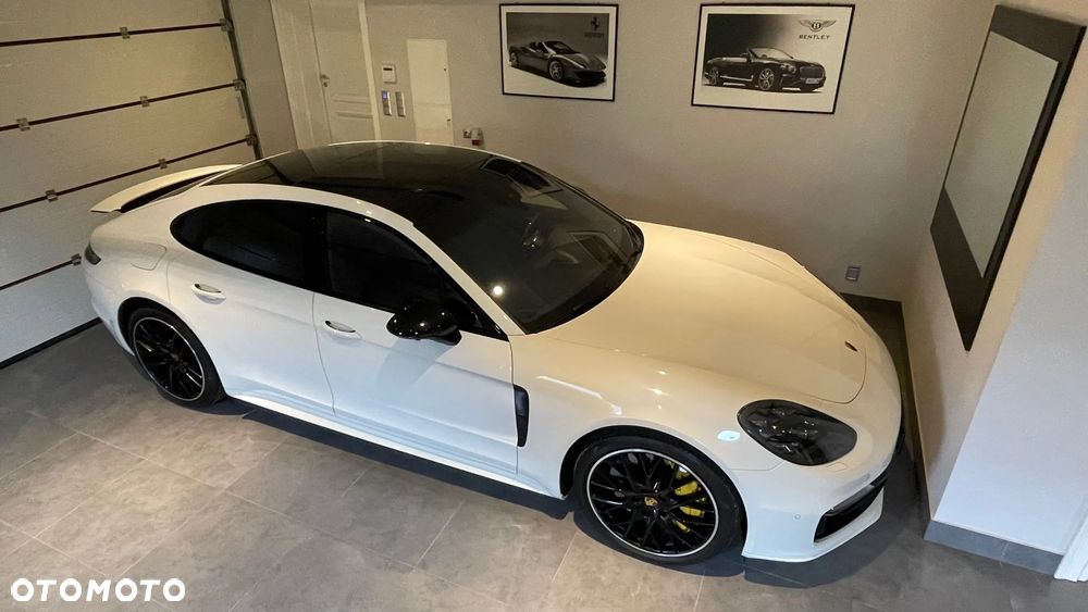 Porsche Panamera 4S Executive - 5