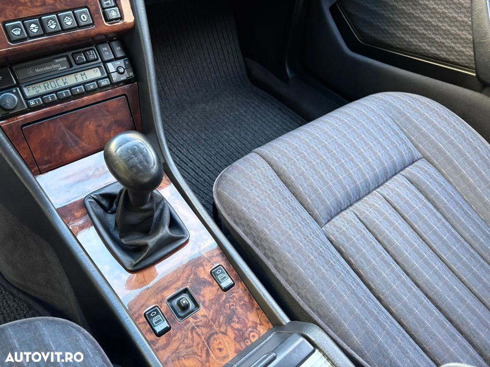 MERCEDES-BENZ E-Class 1991 — imagine 26