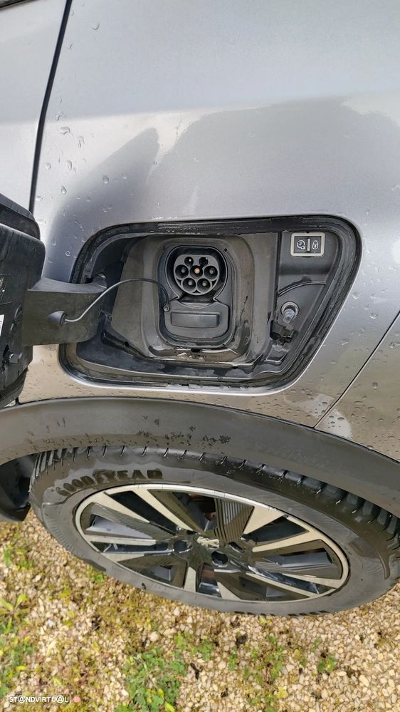 Peugeot e-2008 50 kWh GT Pack - 12