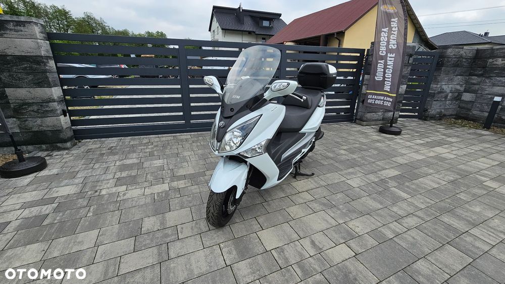 SYM GTS - 1