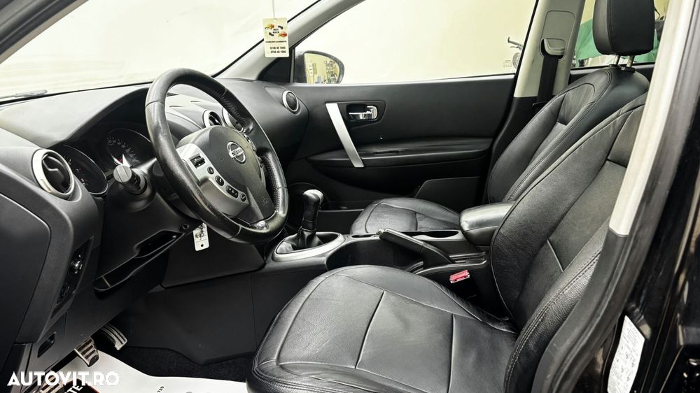 Nissan Qashqai+2 - 12