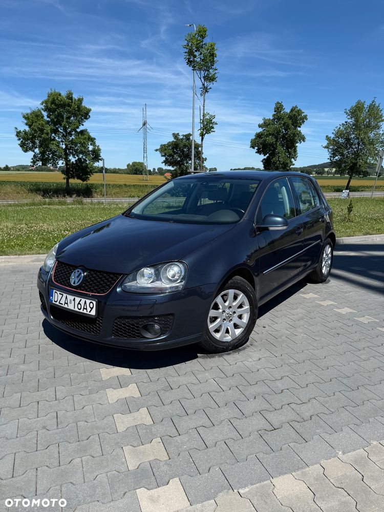 Volkswagen Golf 1.6 FSI Automatik Comfortline - 1