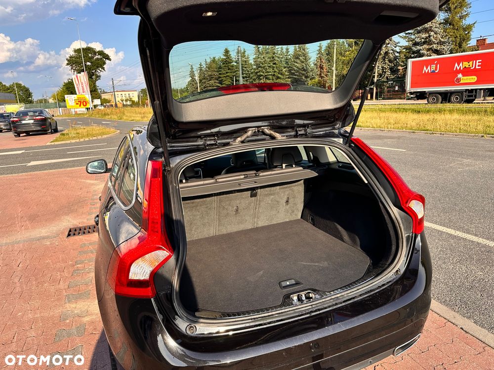 Volvo V60 D4 Drive-E Summum - 10