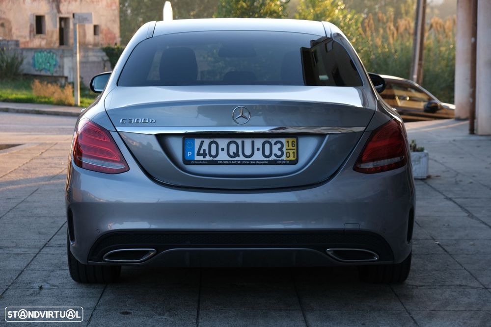 Mercedes-Benz C 300 h AMG Line - 30