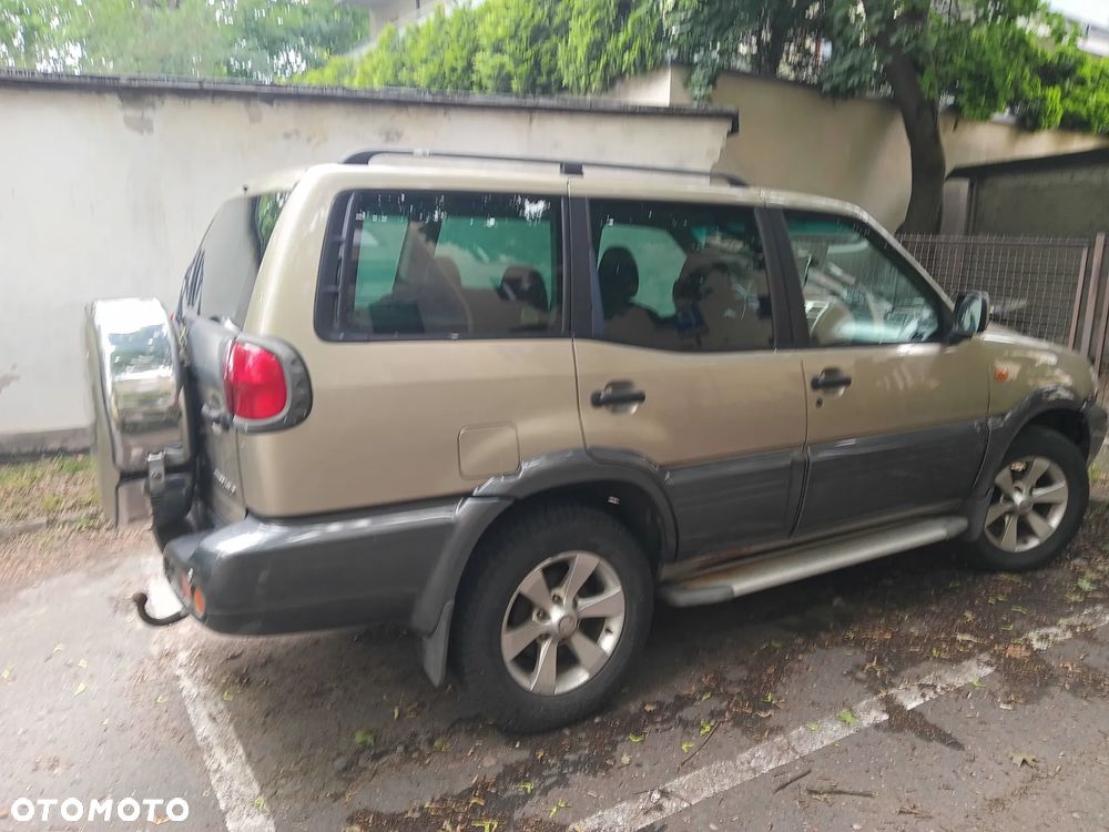 Nissan Terrano 3.0 Di Luxury - 1