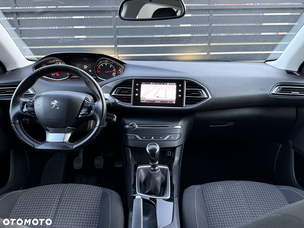 Peugeot 308 - 6