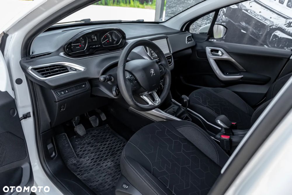 Peugeot 2008 PureTech 82 Active - 15