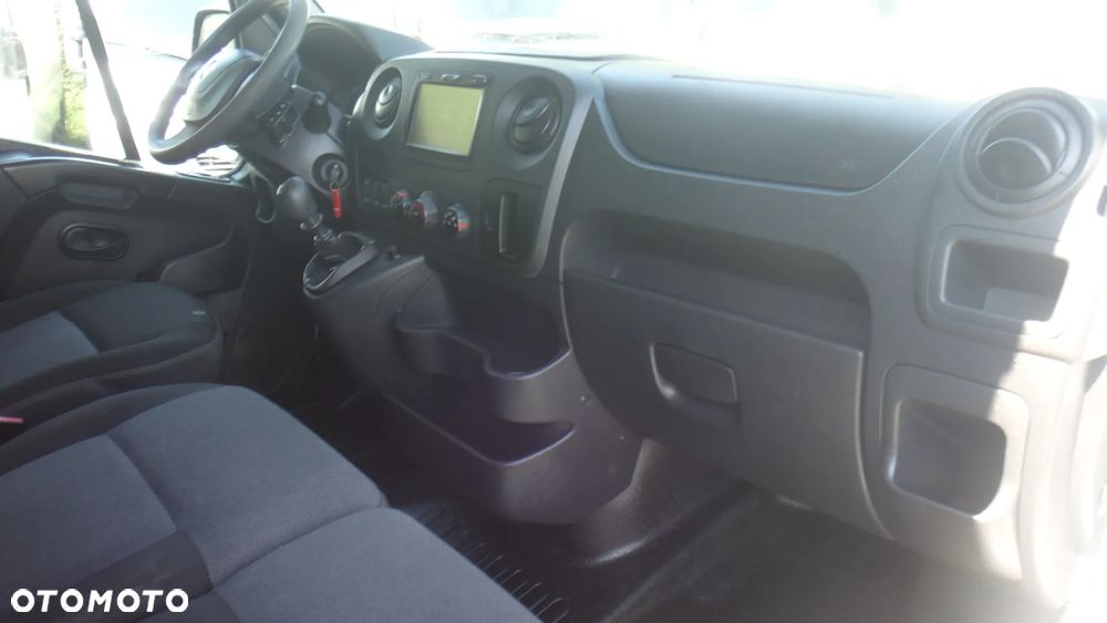 Renault Master - 11