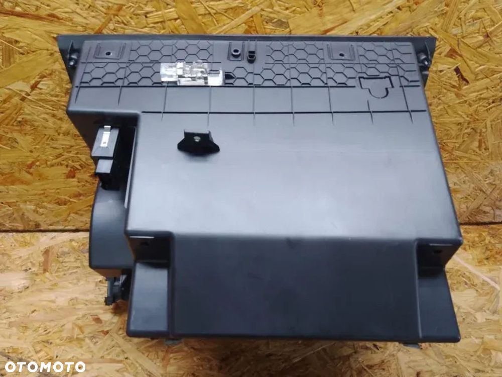 schowek konsoli pasażera seat leon iii 5f1857095 - 3