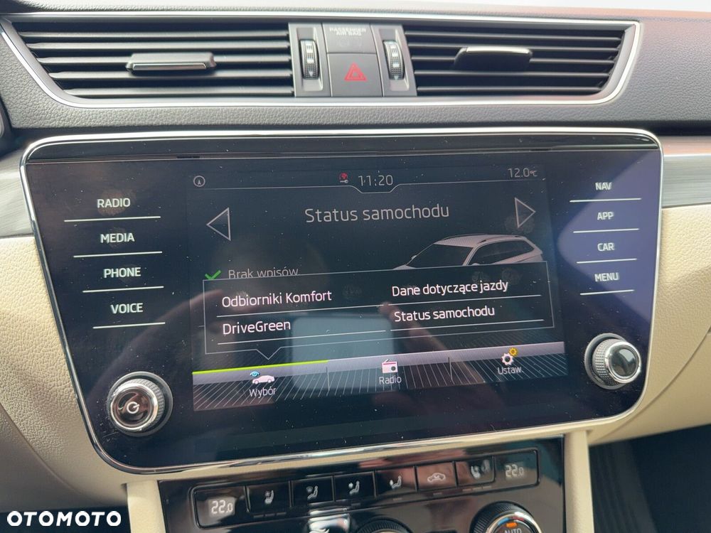 Skoda Superb 2.0 TSI Style DSG - 28