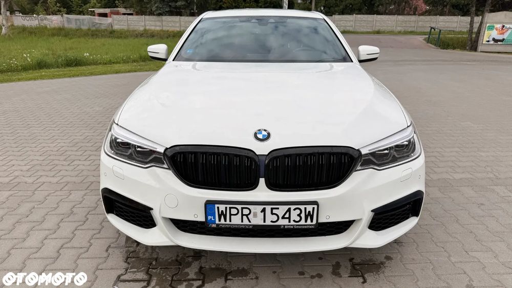 BMW 5 Series 2019 photo 2