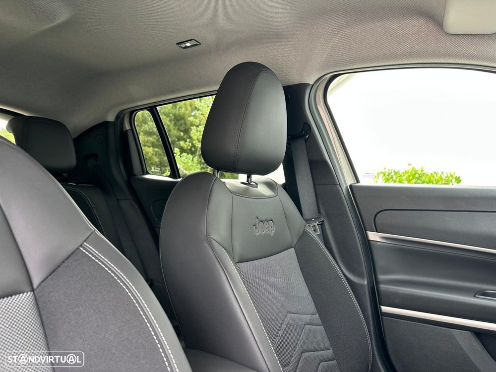 Jeep Avenger 54 kWh Summit Plus - 9