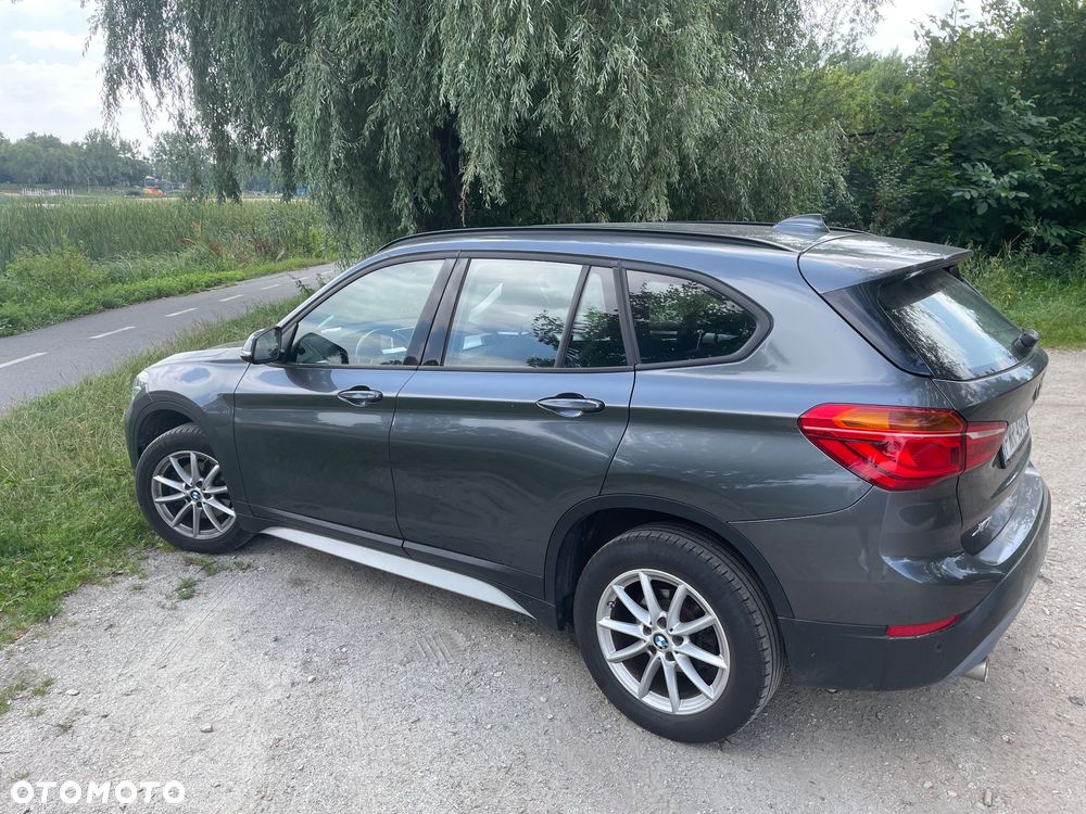 BMW X1 sDrive18d - 22