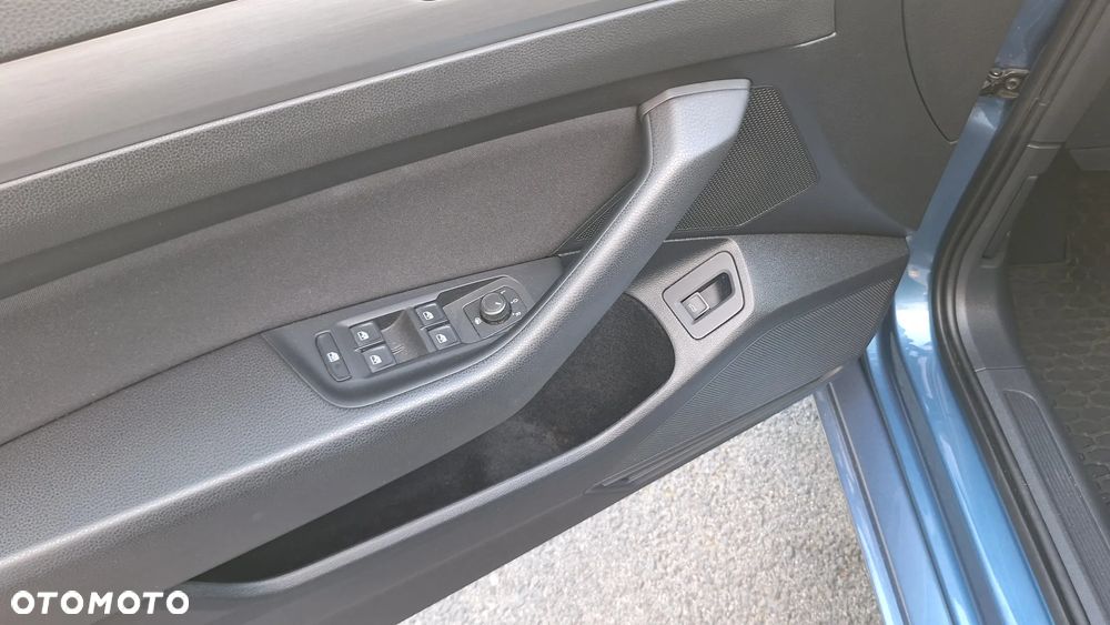 Volkswagen Passat 1.4 TSI BMT Trendline - 8