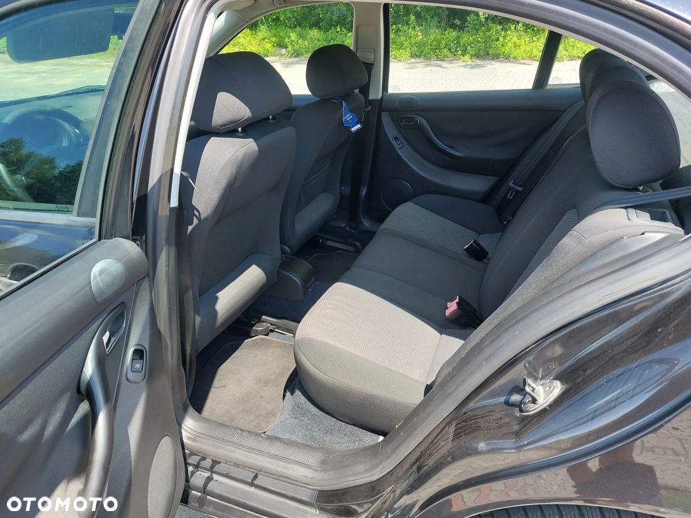 Seat Leon 1.6 Signo - 10