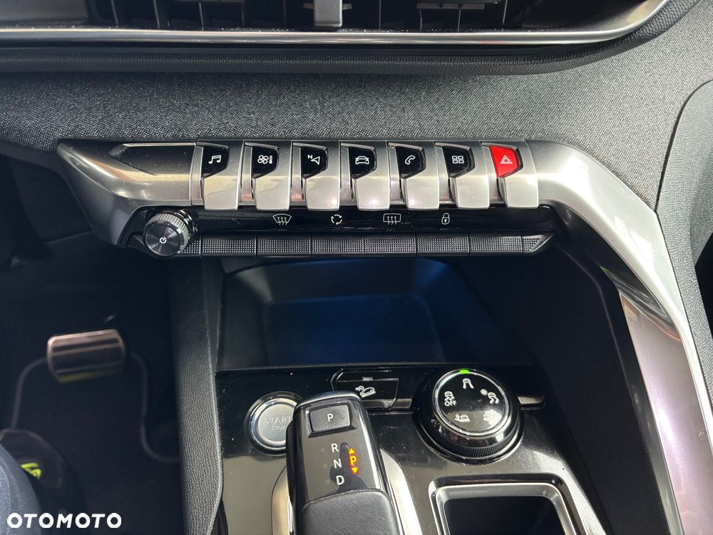 Peugeot 3008 1.2 PureTech Crossway S&S EAT6 - 34