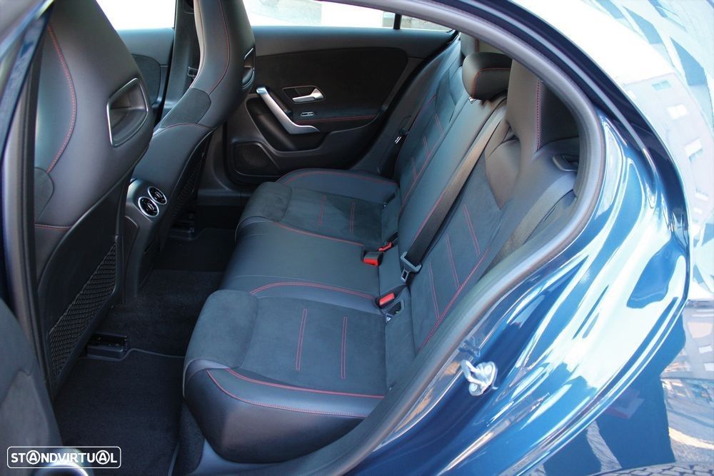 Mercedes-Benz A 200 d 8G-DCT AMG Line - 28