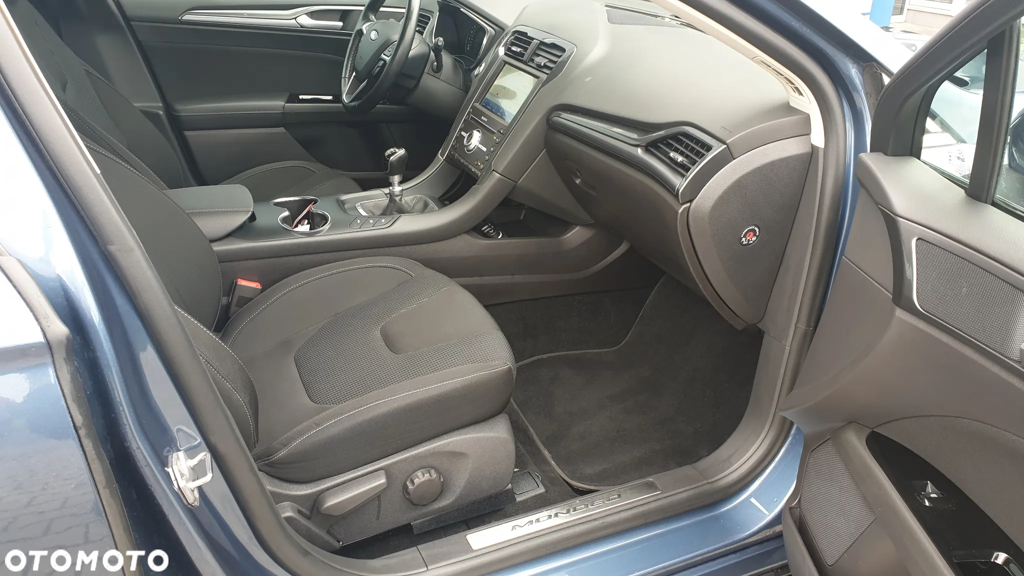 Ford Mondeo 2.0 EcoBlue Executive Plus - 19
