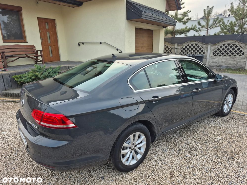 Volkswagen Passat 2.0 TDI BMT Comfortline - 17