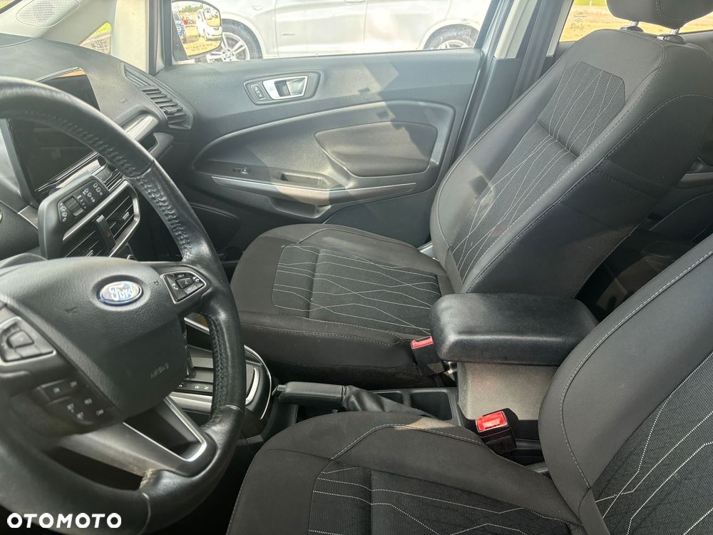 Ford EcoSport - 13