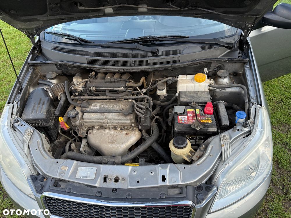 Chevrolet Aveo - 13