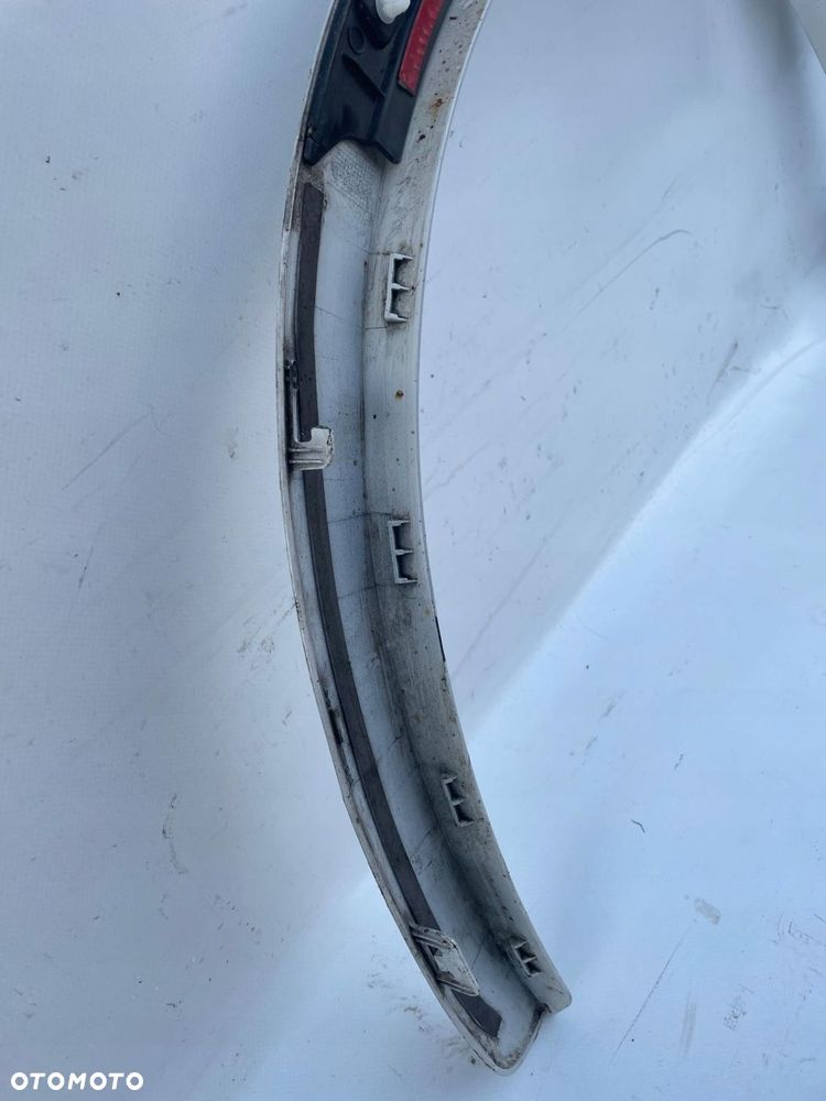 AUDI Q5 80A LIFT LISTWA BŁOTNIKA PRAWA PRZÓD 80A853718J - 6