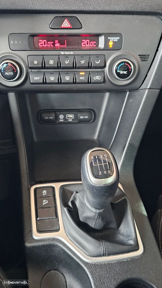 Kia Sportage 1.6 GDI ISG LX - 28