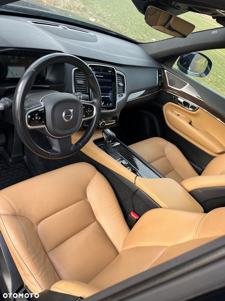 Volvo XC 90 T6 AWD Momentum 7os - 17