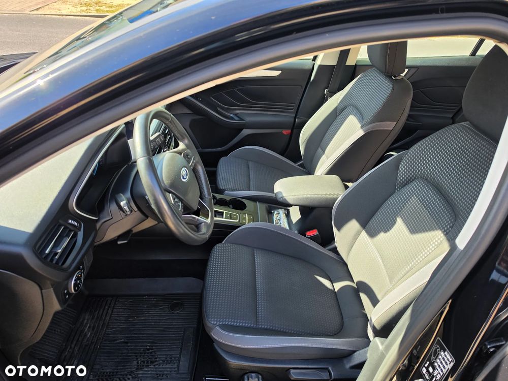 Ford Focus - 18