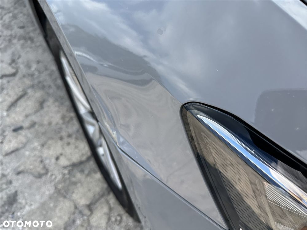 Volkswagen Passat - 13